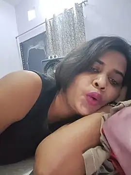 cute radhikaa online show from May 24, 7:02 am