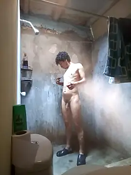 LecheDeSoya666 online show from January 14, 4:23 pm