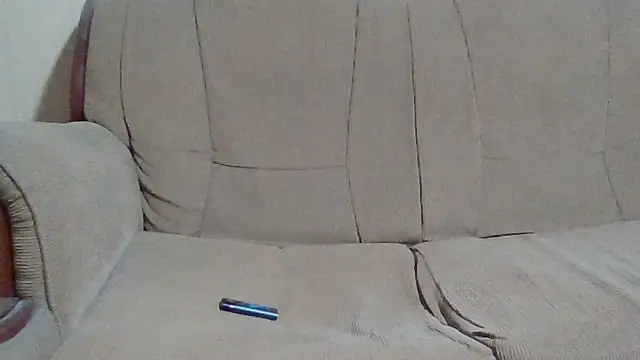 LecheDeSoya666 online show from February 7, 1:31 am