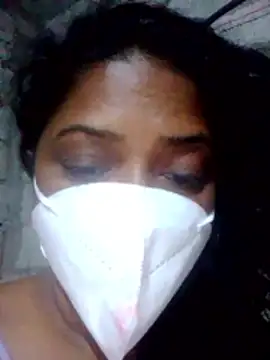 Snapshot of boosypussy chatting on February 21, 1:17 am boosypussy online show from February 21, 1:17 am