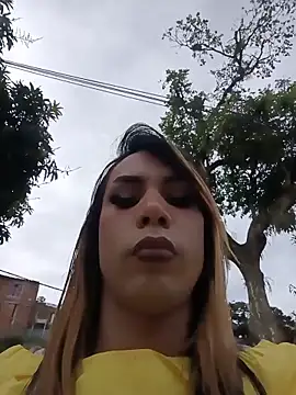Snapshot of Daliana_Gounbolt chatting on June 15, 1:57 pm Daliana Gounbolt online show from June 15, 1:57 pm