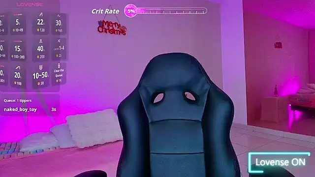 Snapshot of Celestee69 chatting on December 19, 7:43 pm Celestee69 online show from December 19, 7:43 pm