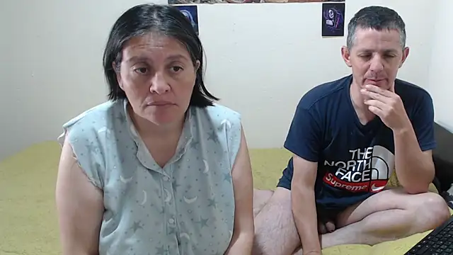 jade noah  online show from February 13, 3:30 pm