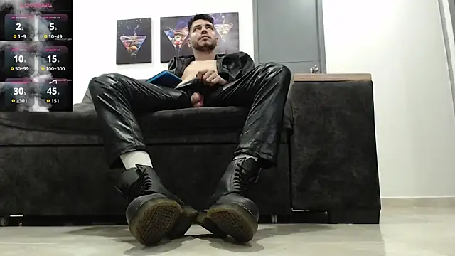 mackdaniels online show from April 7, 3:29 am