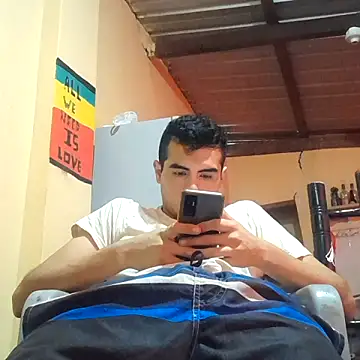 Snapshot of Ortiz3404 chatting on May 7, 6:24 pm Ortiz3404 online show from May 7, 6:24 pm