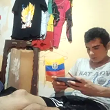 Snapshot of Ortiz3404 chatting on June 21, 6:54 pm Ortiz3404 online show from June 21, 6:54 pm