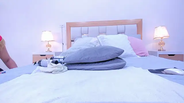 megan rous  online show from March 12, 3:12 am