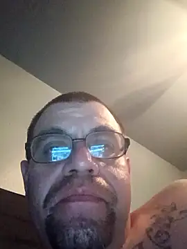 Snapshot of Crossedsissy chatting on February 3, 6:40 am Crossedsissy online show from February 3, 6:40 am