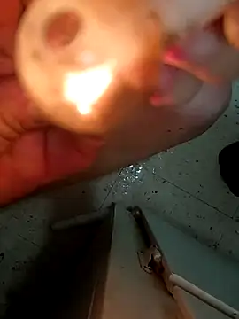 Snapshot of Crossedsissy chatting on February 6, 6:33 pm Crossedsissy online show from February 6, 6:33 pm