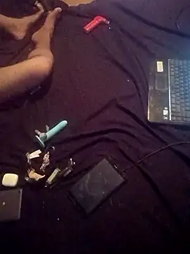 Snapshot of Crossedsissy chatting on February 11, 2:49 am Crossedsissy online show from February 11, 2:49 am