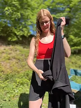 Bikergirl 97 online show from April 22, 11:12 am