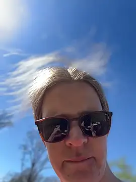 Bikergirl 97 online show from April 23, 12:29 pm