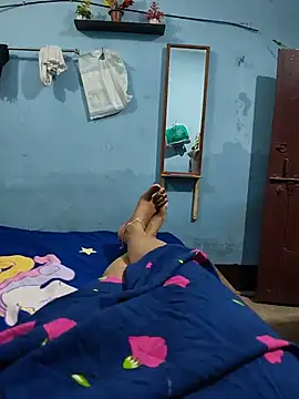 Sonirajpoot1 online show from July 3, 3:02 am