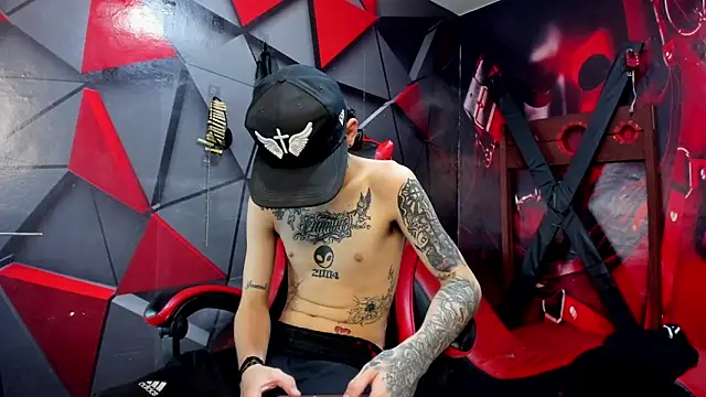 StraightBoy Nick online show from October 22, 1:17 am