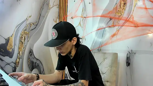 StraightBoy Nick online show from November 7, 3:17 am