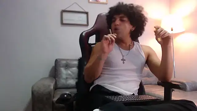 Xfire boy69 online show from October 11, 1:05 am