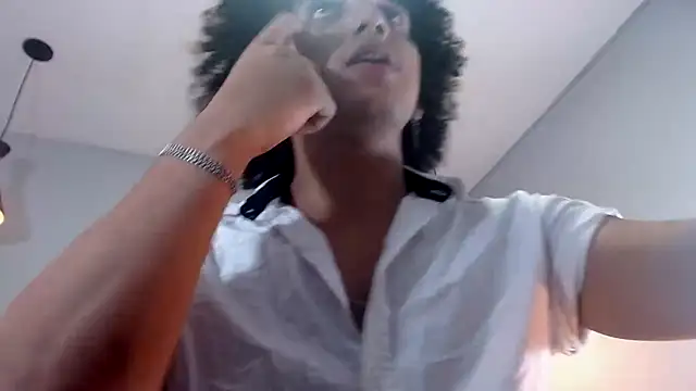 Xfire boy69 online show from November 16, 3:06 pm