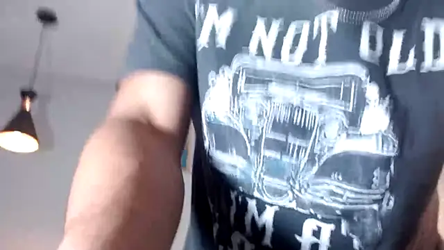 Xfire boy69 online show from November 22, 1:10 pm