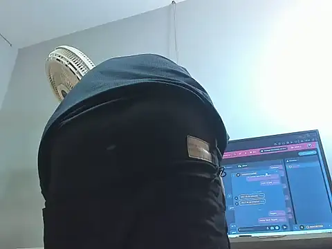 Xfire boy69 online show from February 27, 4:01 am