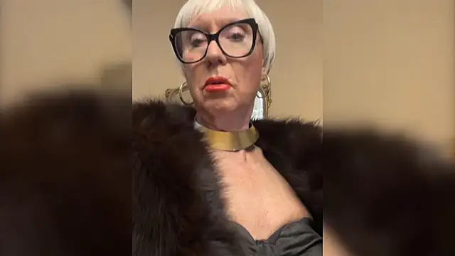 Snapshot of ROBY_SWEETHOT chatting on January 14, 12:22 pm ROBY SWEETHOT online show from January 14, 12:22 pm