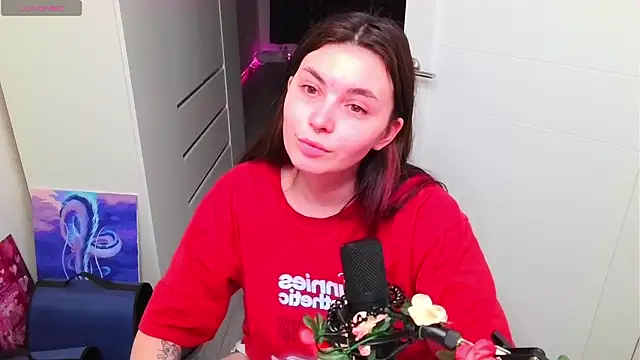 peachyness online show from March 5, 4:03 pm