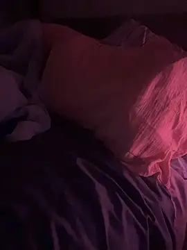 pophiboy online show from March 15, 7:53 pm