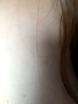 Snapshot of Rubi_9ahbouna chatting on April 4, 10:18 pm Rubi 9ahbouna online show from April 4, 10:18 pm