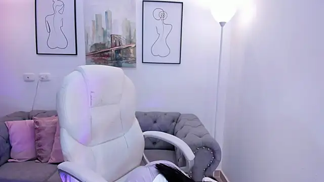 miranda crawfor online show from March 7, 8:17 pm