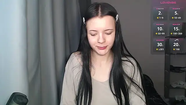 Snapshot of EvaXanny chatting on April 28, 4:39 am EvaXanny online show from April 28, 4:39 am