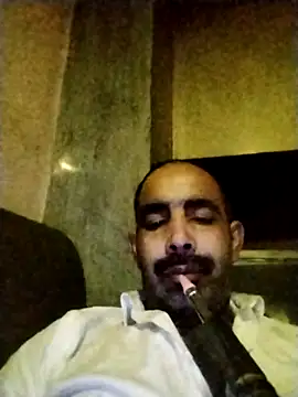 Snapshot of salimbasha chatting on January 19, 12:14 am salimbasha online show from January 19, 12:14 am