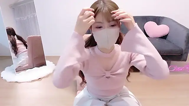 -Nyanko-chan- online show from February 16, 8:10 am