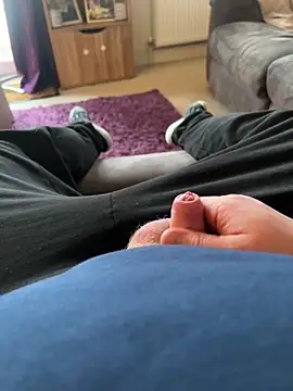 Snapshot of different-strokes chatting on January 19, 10:41 am different-strokes online show from January 19, 10:41 am