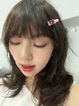 xuannv0000 online show from January 15, 8:52 am