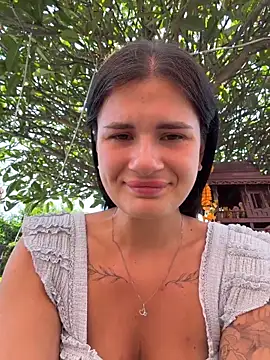 MiraReach online show from April 12, 3:00 am