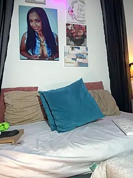 skarlleth 11 online show from October 24, 1:35 am