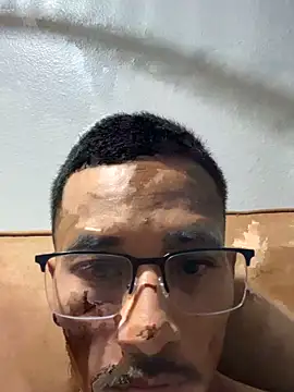 Snapshot of tanjir020 chatting on September 22, 3:19 am tanjir020 online show from September 22, 3:19 am