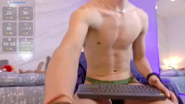 mathias saenz online show from April 7, 7:47 pm