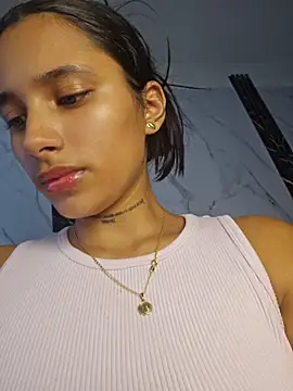 Snapshot of Lorena_Mcfly chatting on May 15, 9:22 pm Lorena Mcfly online show from May 15, 9:22 pm