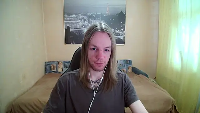 Snapshot of AdamDickens chatting on April 19, 1:10 pm AdamDickens online show from April 19, 1:10 pm