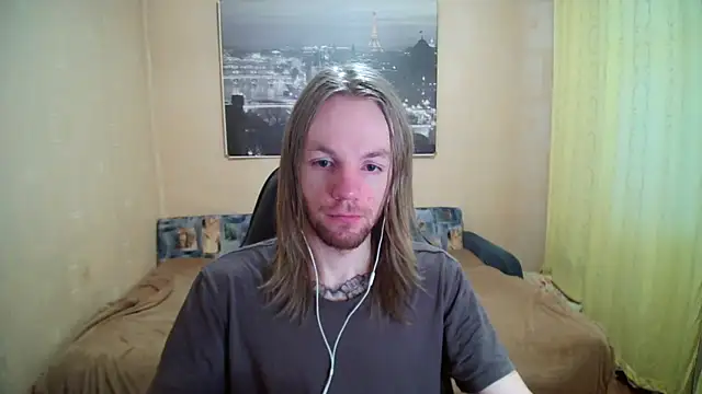 Snapshot of AdamDickens chatting on April 30, 1:34 am AdamDickens online show from April 30, 1:34 am