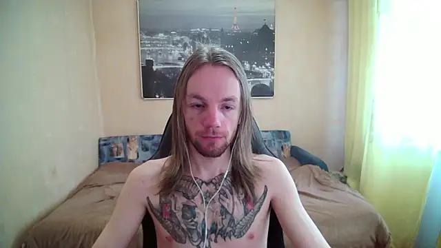 Snapshot of AdamDickens chatting on May 5, 12:13 pm AdamDickens online show from May 5, 12:13 pm