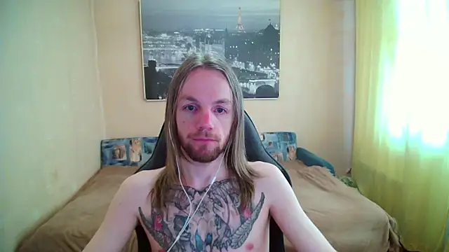 Snapshot of AdamDickens chatting on May 16, 10:36 am AdamDickens online show from May 16, 10:36 am