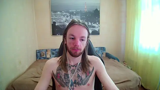 Snapshot of AdamDickens chatting on May 21, 12:01 pm AdamDickens online show from May 21, 12:01 pm