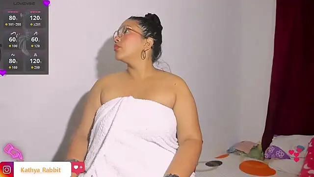 Ivy horse  online show from March 5, 1:01 am