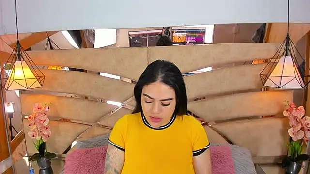 pamemiller1 online show from April 16, 10:49 am