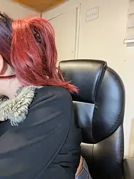 Karen18 boobs online show from April 22, 1:41 am