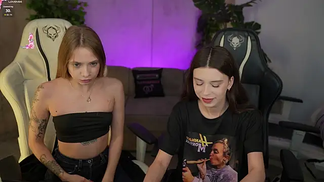 Regina Sweet054 online show from October 31, 3:13 pm