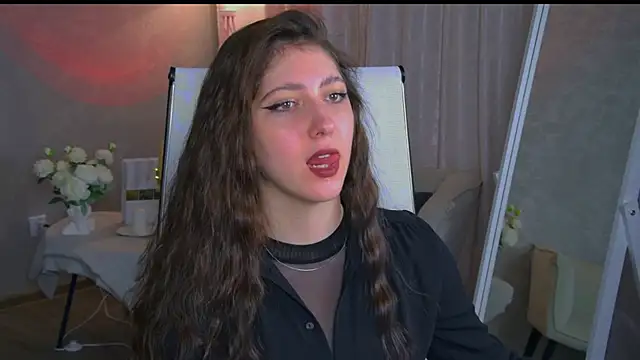 Mary Miiller online show from February 17, 6:43 am