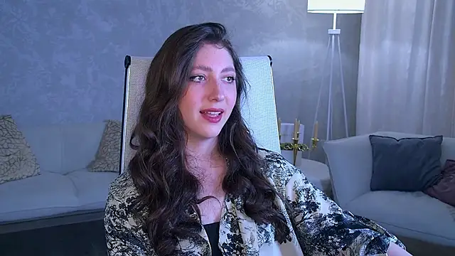 Snapshot of Mary_Miiller chatting on June 11, 6:44 am Mary Miiller online show from June 11, 6:44 am