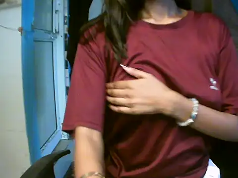 RENUKA RAJPUT online show from June 10, 1:32 pm